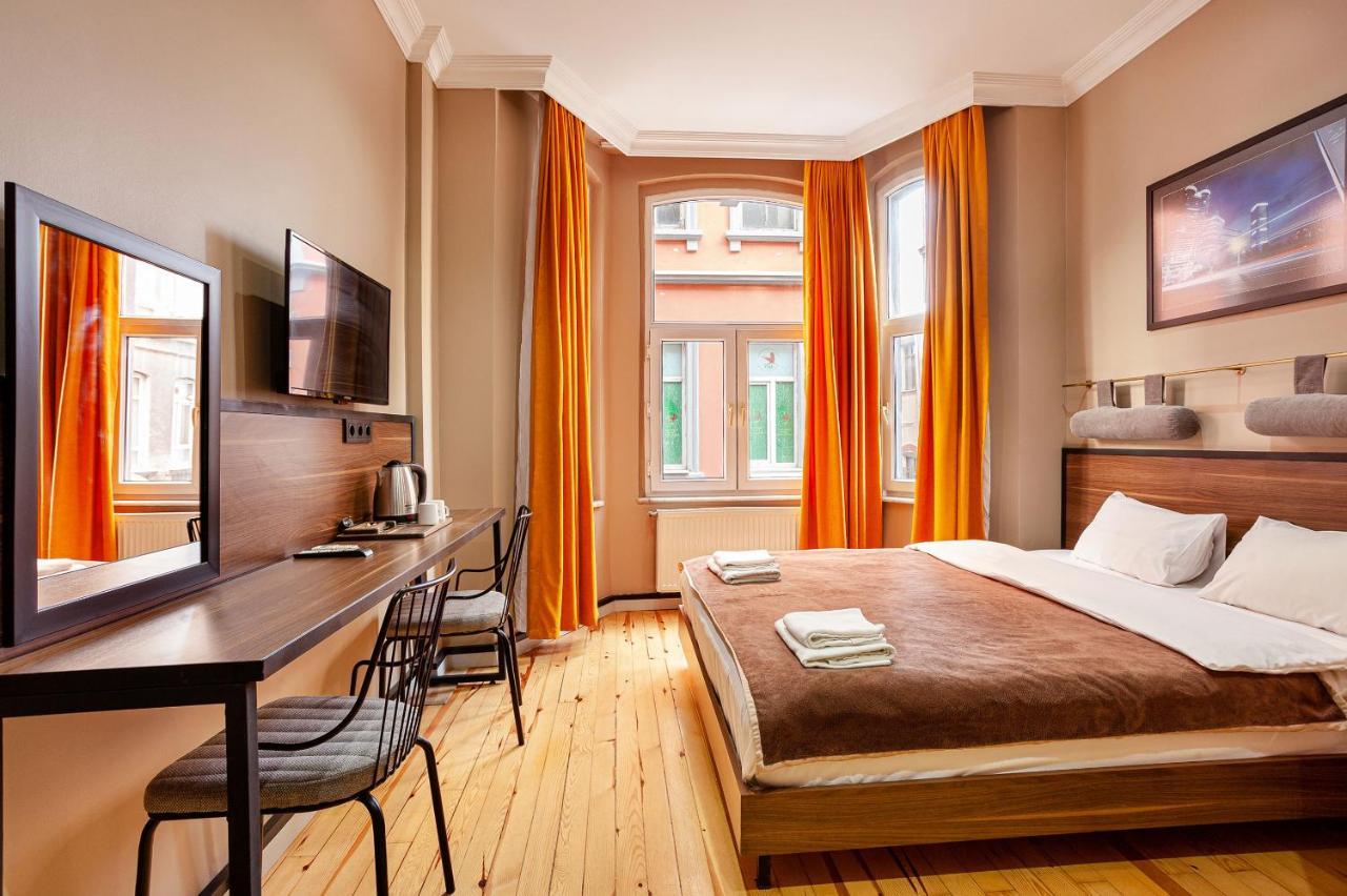 Aram Kerasi Rooms อิสตันบูล ภายนอก รูปภาพ