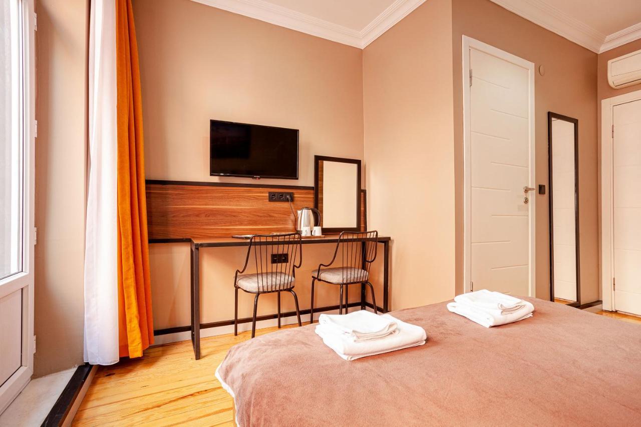 Aram Kerasi Rooms อิสตันบูล ภายนอก รูปภาพ
