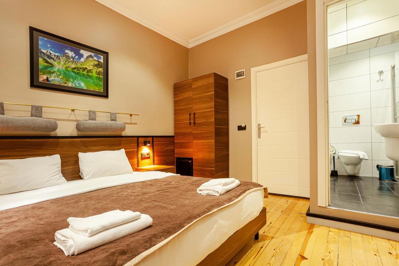 Aram Kerasi Rooms อิสตันบูล ภายนอก รูปภาพ