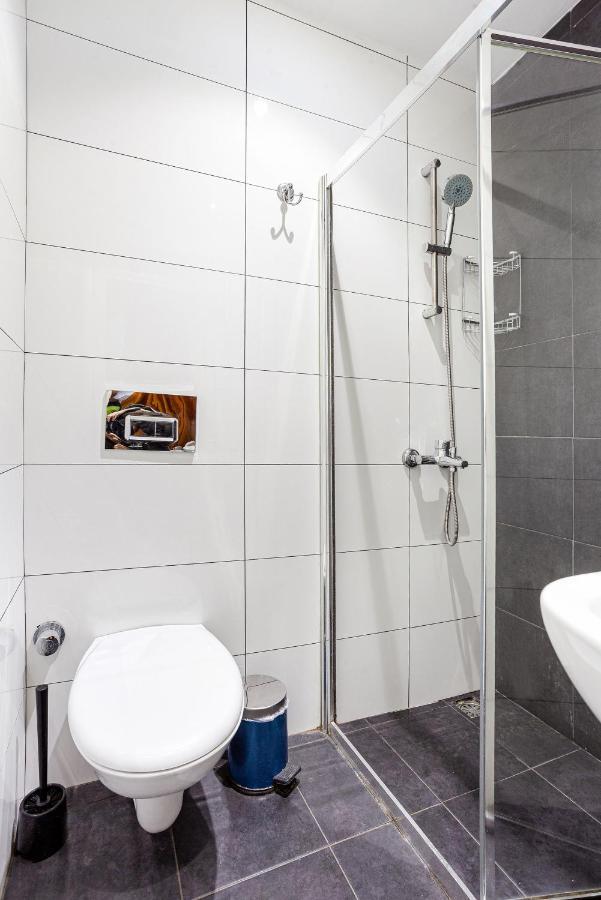 Aram Kerasi Rooms อิสตันบูล ภายนอก รูปภาพ