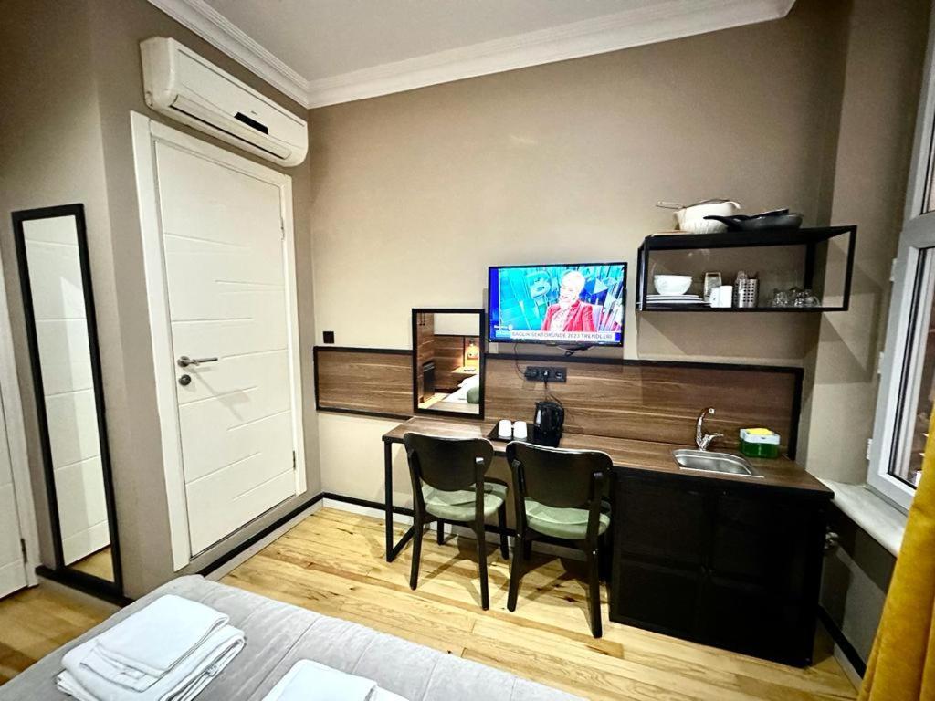 Aram Kerasi Rooms อิสตันบูล ภายนอก รูปภาพ