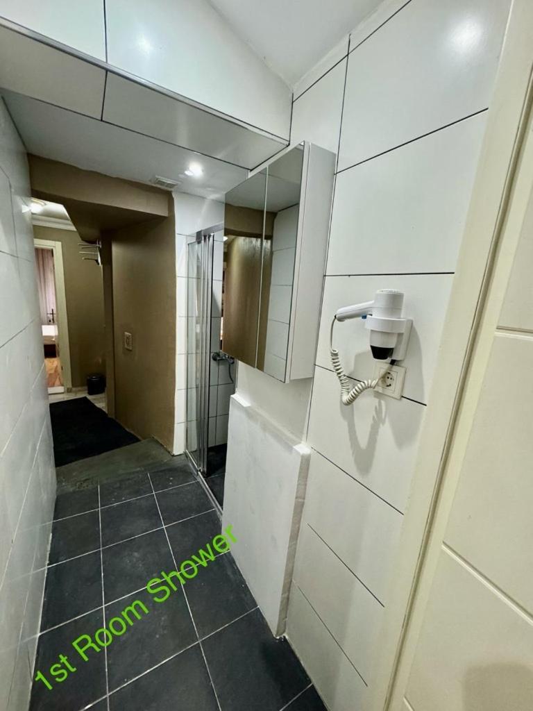 Aram Kerasi Rooms อิสตันบูล ภายนอก รูปภาพ